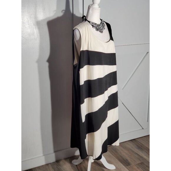 CATHERINES BODYCON DRESS WHITE/BLACK SLEEVELESS POLY/SPANDEX SIZE 3XWP - Picture 2 of 5